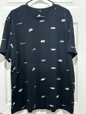 The Nike Tee Men’s